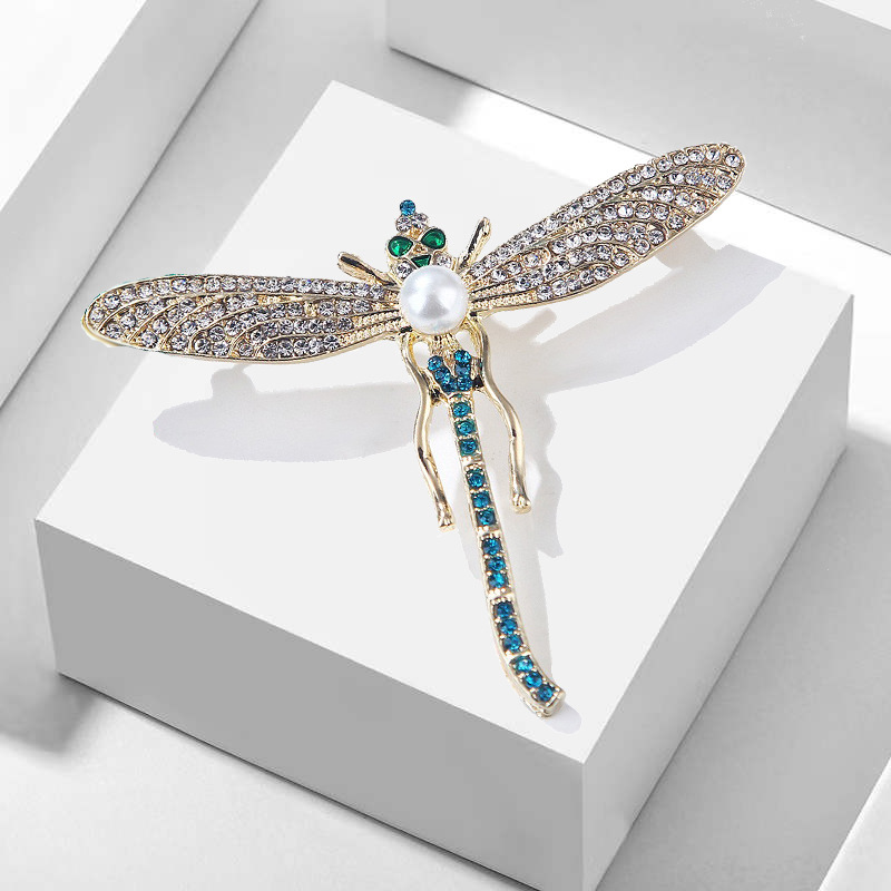 Blue Hao European and American fashion dragonfly brooch Diamond Pearl will Museum re-engraved temperament alloy female accessories manufacturers