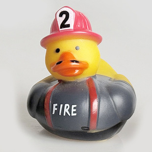 Cross-border PVC vinyl fire protection theme duck bath water toy small yellow duck toy rubber duck wholesale