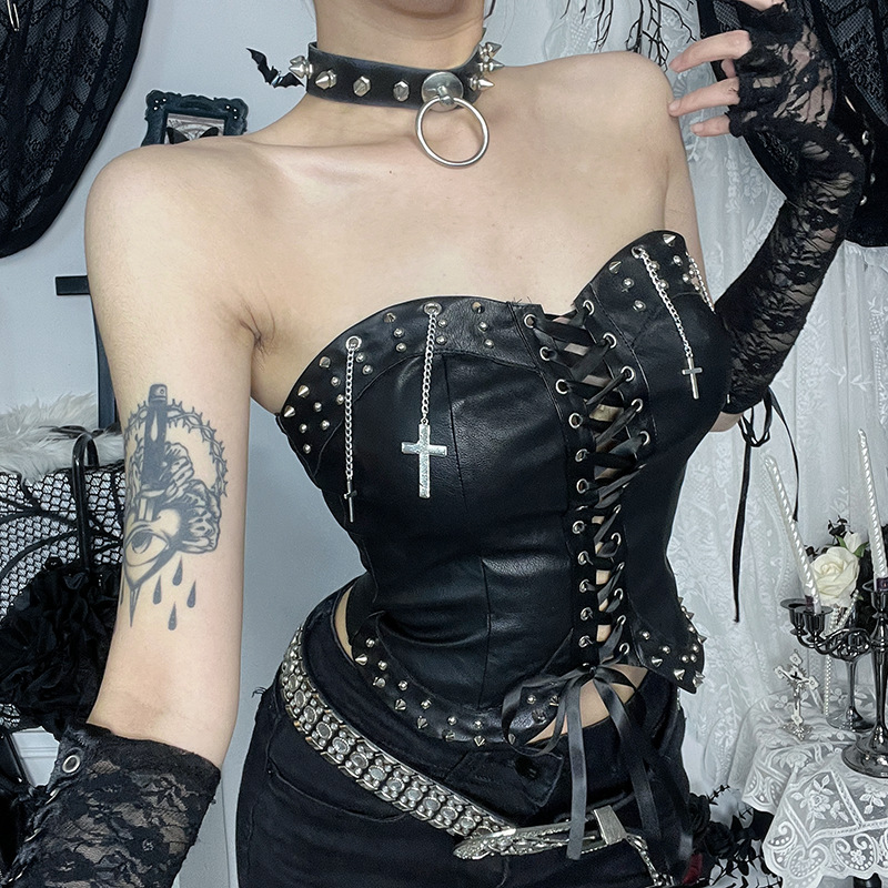 XS25008 Gothic Dark Style Punk Strapless Rivet Top 2025 New Sexy Slim Fit Strapless Vest for Women