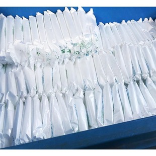 E-commerce express with dry ice seafood cold chain transportation dry ice food fresh cold storage ice bag 250g bag wholesale