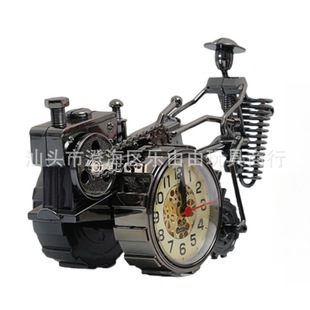 Retro tractor pen holder alarm clock student bedside wake-up clock