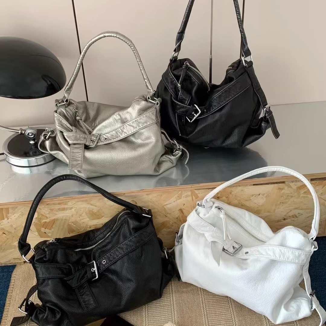 Washed leather retro Korean style hot-selling 2026 spring retro sexy motorcycle large capacity single shoulder crossbody tote bag women's bag