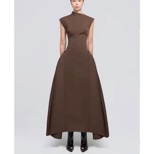 Vietnamese Niche Designer Elegant Sleeveless Half-high Collar Slant Shoulder Banquet Dress Tight Waist Skinny dress