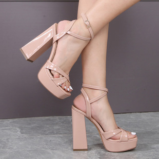 Independent station plus size chunky heel waterproof platform high heels women's 2022 new cross belt back empty European and American fashion sandals
