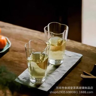 Wholesale Nordic Style High Borosilicate Glass Bottle Wine Bottle Cold Brew Hot Brew Bottle Flower Vessel Condensation Tea Vessel Retro Wine Set