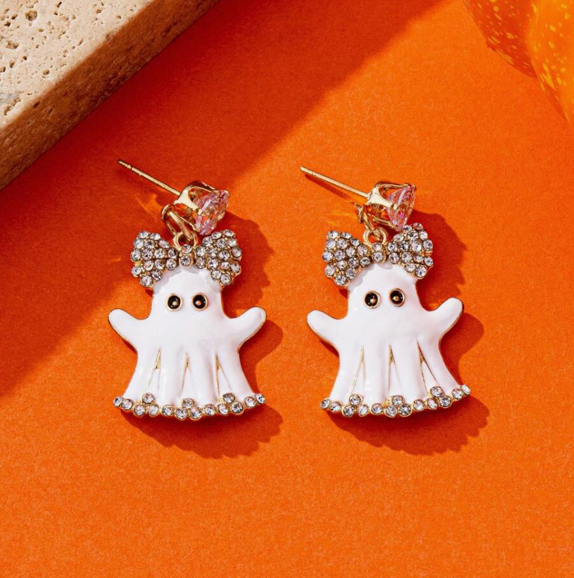 Cross-Border New Halloween Cute Cartoon Ghost Shaped Pendant Earrings for Women, Suitable for Holiday Wear