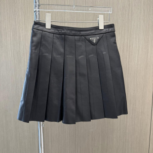 2024 Early Autumn New Fashionable Refined Young Girl High Waist Pleated Skirt Design Pleated Leather Skirt Skirt Short Skirt