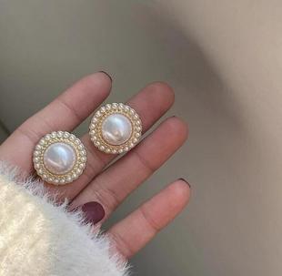 Korean style light luxury pearl earrings high-grade geometric circle earrings retro temperament niche design ear jewelry wholesale