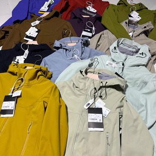 Cattle! 11 colors! Bird Home Same Couple Outdoor Functional Three-proof Soft Shell Jacket Mountaineering Jacket Trendy