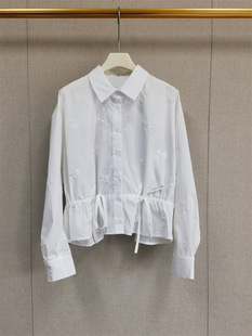 French Niche 2025 Spring and Summer New White Sequin Embroidered Flower Lapel Shirt Skirt suit