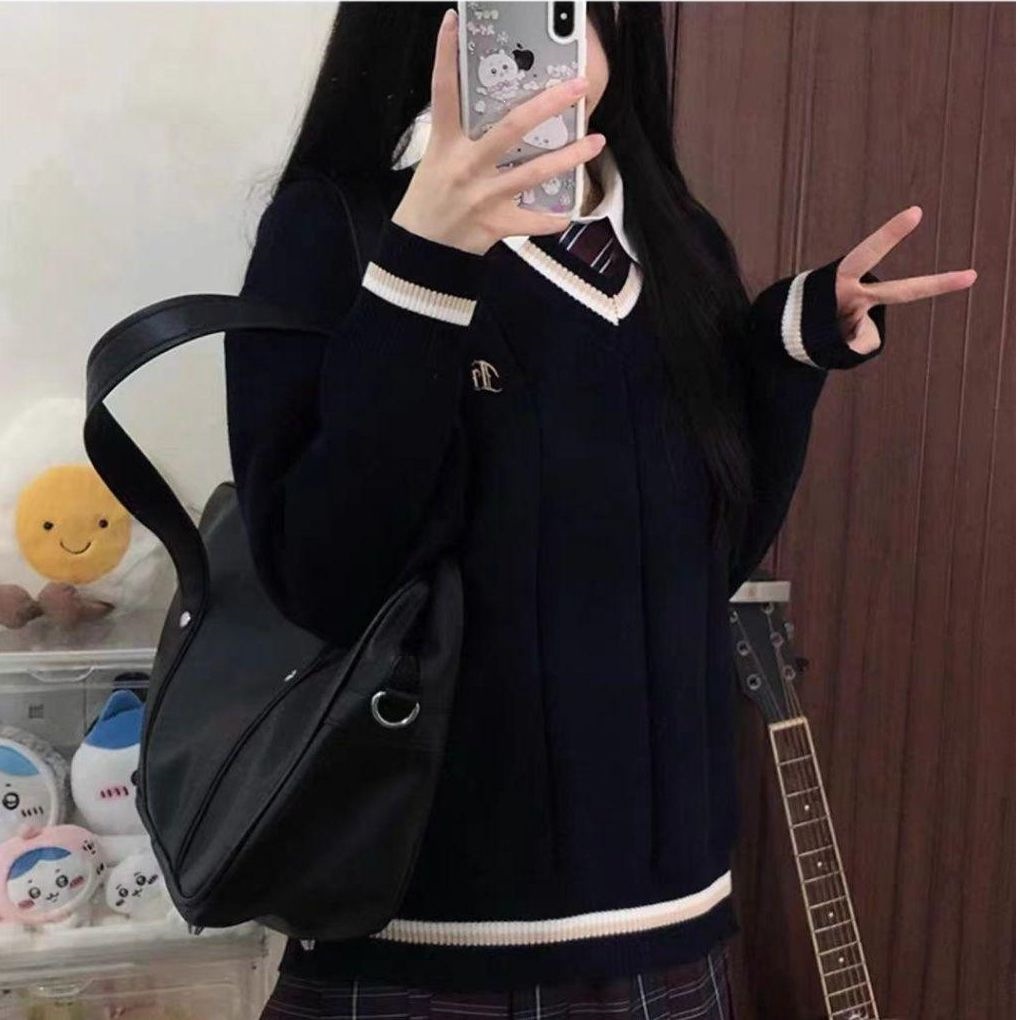 Women's new black pullover knit sweater, autumn and winter Japanese JK uniform, college style long-sleeve knitwear