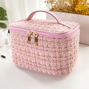 2023 New Korean Style Plaid Portable Chanel Style Cosmetic Bag Large Capacity Portable Toiletry Bag Travel Storage Bag