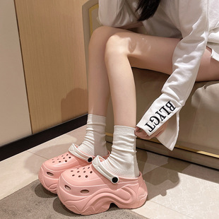 2024 autumn and winter new ladies fleece-lined cotton slippers hole shoes women waterproof increased 8cm thick bottom warm cotton slippers