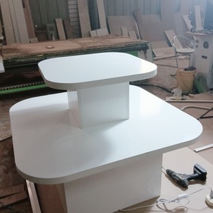 High-end new Zhongdao cabinet net red live broadcast exhibition hall multi-layer shelves shopping mall storefront double-sided display table with lights