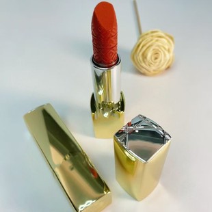 Foreign trade version of the big explosions gold tube lipstick 3.5g Christmas velvet 100 188 217 772 777 840
