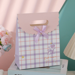 Bow flip sticky buckle small cartoon gift bag baby gift bag candy hand gift handbag factory direct sales