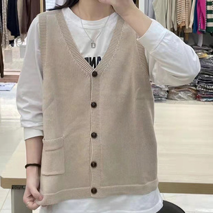 Knitted vest vest cardigan women's 22-year-old new solid color loose Joker V-neck vest jacket 9019-1
