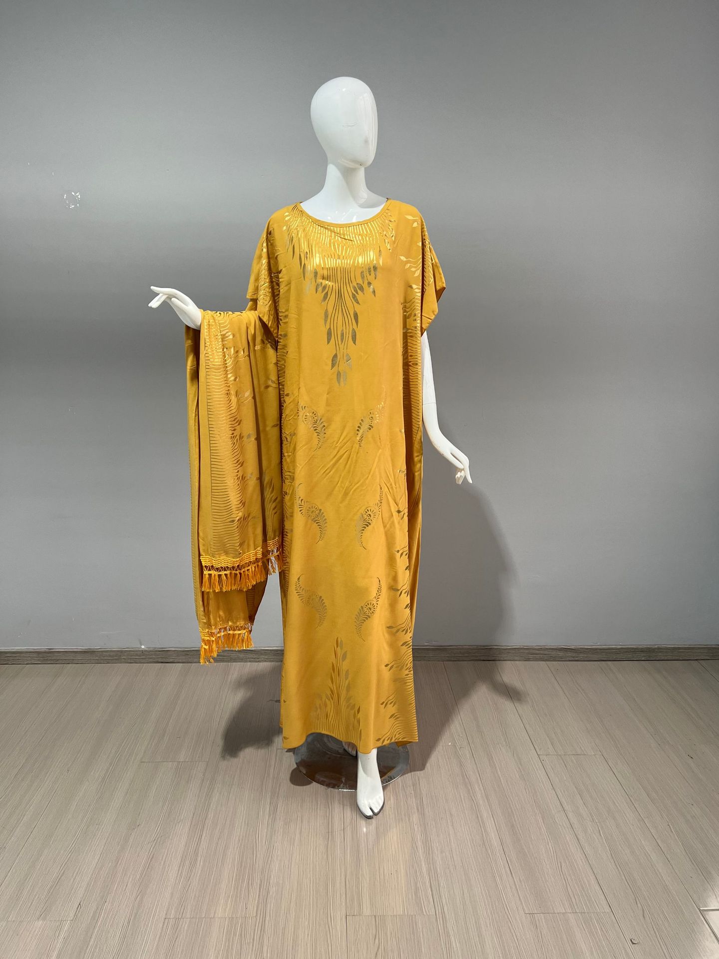 green emerald velvet dress Amazon.com: Kushetic Somali Baati African Dress, Floral Maxi Kaftan Dress,  Loose, Lightweight, Boho Caftan for Women, Modest Home Wear, Swimsuit  Cover-Up, and Moo Moos for Casual or Holiday Style (Blue) : Clothing,