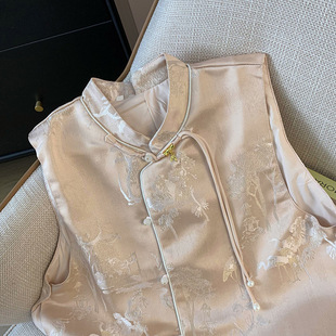 New Chinese Pink Buckle Vertical Collar Crane Jacquard Woven Gold Vest Women's National Style Sleeveless Top European and American Style