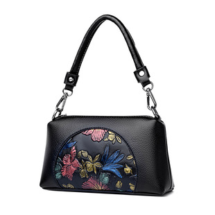 2023 Winter new mother bag hand-painted retro Elephant bag shoulder portable crossbody soft leather bag grandma women's bag