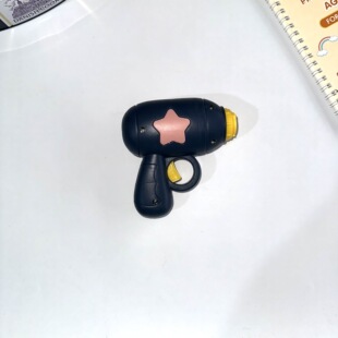 Cross-border flying cat Hsinchu dragonfly pet toy luminous flying saucer toy square entertainment stall toy