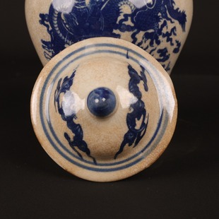 Factory Antique Jingdezhen Old Antique Blue and White Porcelain Open Piece Dragon Pattern Small General Jar Classical Living Room Decorations Ornaments