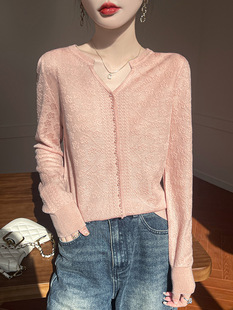 2025 Spring and Autumn New Fashion Beaded V-neck Knitted Shirt Short Loose Base Shirt Worsted Wool Thin Top