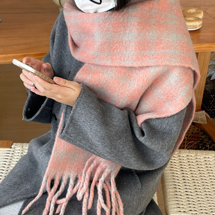 Korean Style Women's Main Style Low Saturation Plaid Scarf Women's Winter Atmosphere Autumn and Winter New Mohair Warm Neck Fashion