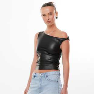 2024 Winter New Fashionable Unique Solid Color Inclined Shoulder Pleated Design Tight Exhipired Waist Sleeveless Leather T-shirt Top