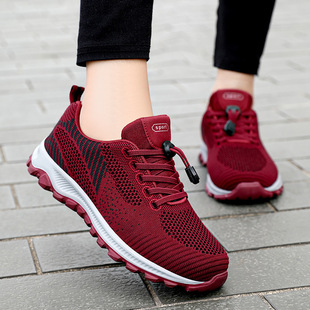 Shoes for the elderly 2025 spring new travel shoes for the elderly walking shoes soft bottom running shoes for lovers sneaker