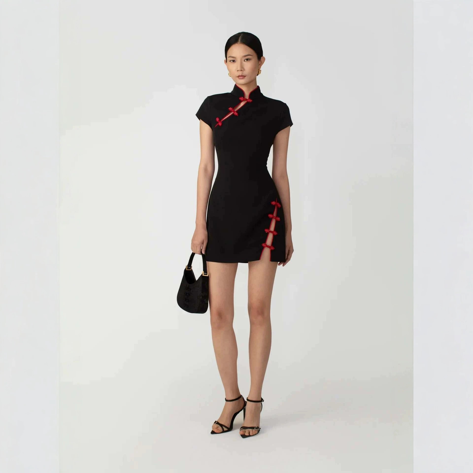 2026 Summer New Style National Style Stand-Up Collar Buttoned Improved Cheongsam Dress for Women, Black and Red Contrasting Color Spicy Girl Style Short Dress