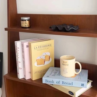Ins крем ветер хлеб розовый поддельный книжный симулятор фото реквизит английская декоративная книга мягкая версия