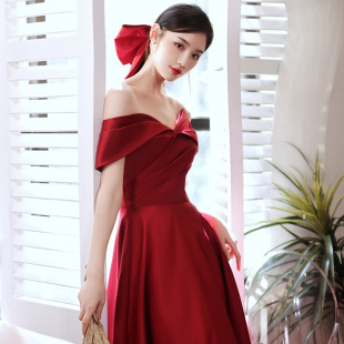 One-Shoulder Bride Toasting Dress 2024 New Style Banquet Elegant Wedding Door-Back Dress Wine Red Engagement Evening Dress for Women