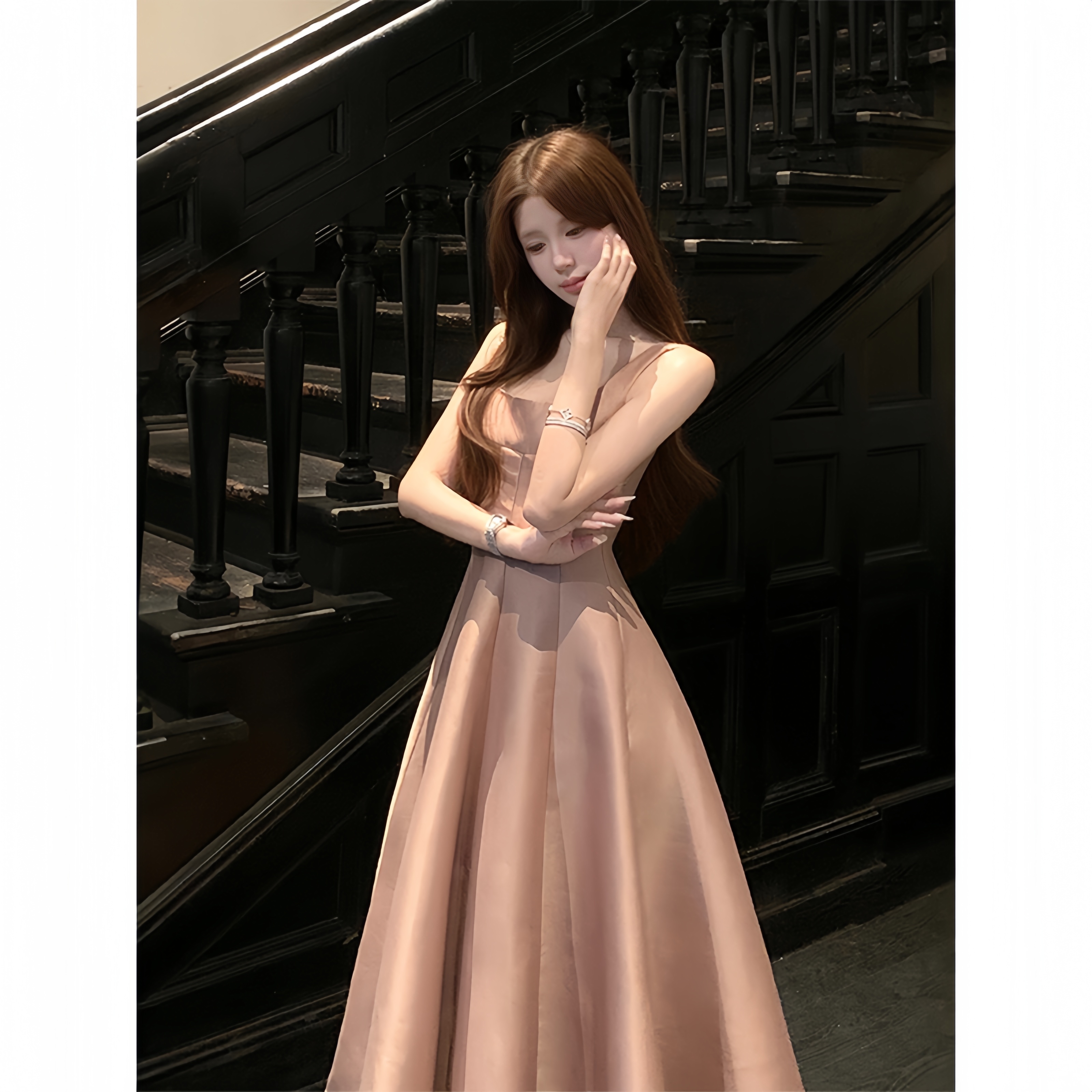 French Hepburn-Style Pink Satin High-End Retro Suspender Dress for Women, Slim-Fitting Waist-Length Skirt