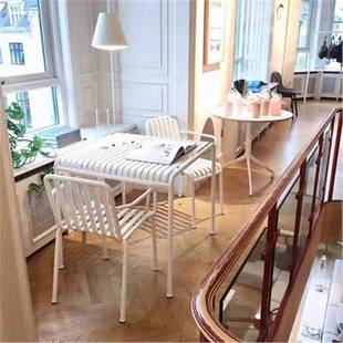 Modern Simple Casual Courtyard Outdoor Table and Chair Milk Tea Shop Cafe Iron Color Outdoor Table and Chair suit Combination