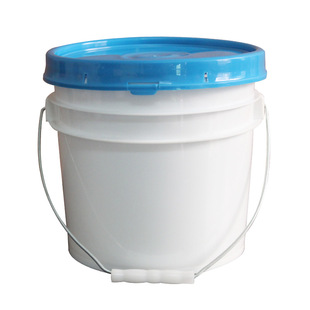 Factory wholesale white plastic 5L sealed portable chemical paint barrel with lid thickened barrel plastic barrel
