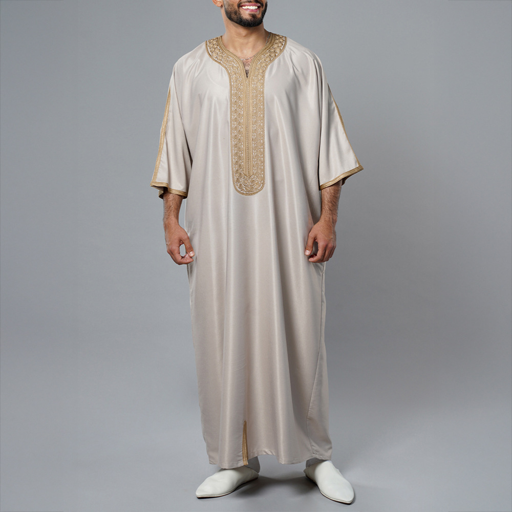 2025 New Model in Stock Embroidered Robe with Side Pockets 1133980