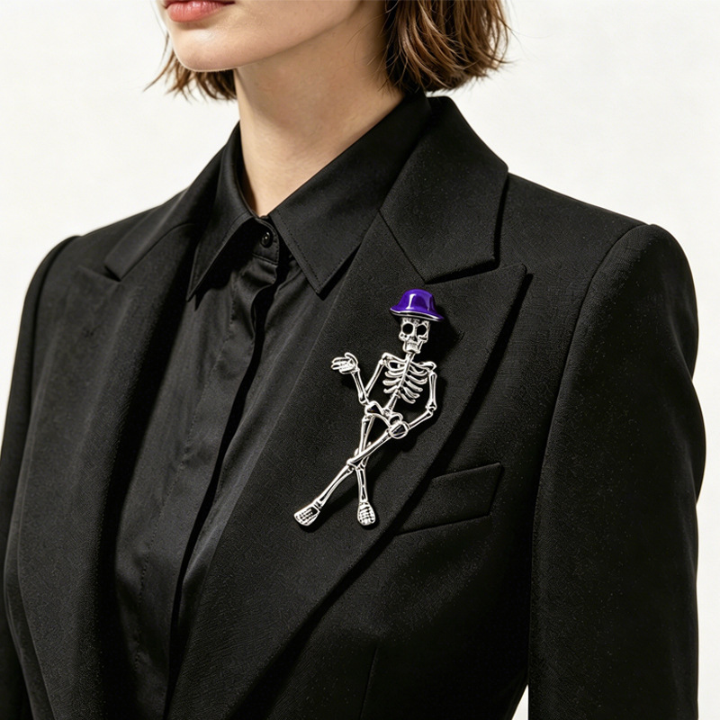 Vintage Top-Hatted Skull Brooch with Unique Design, Cross-Legged Skull Gentleman Pin, Halloween Punk Accessory