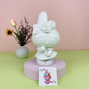 Vinyl Doll Factory wholesale white blank drop-resistant piggy bank painting handmade diy melody non-plaster doll