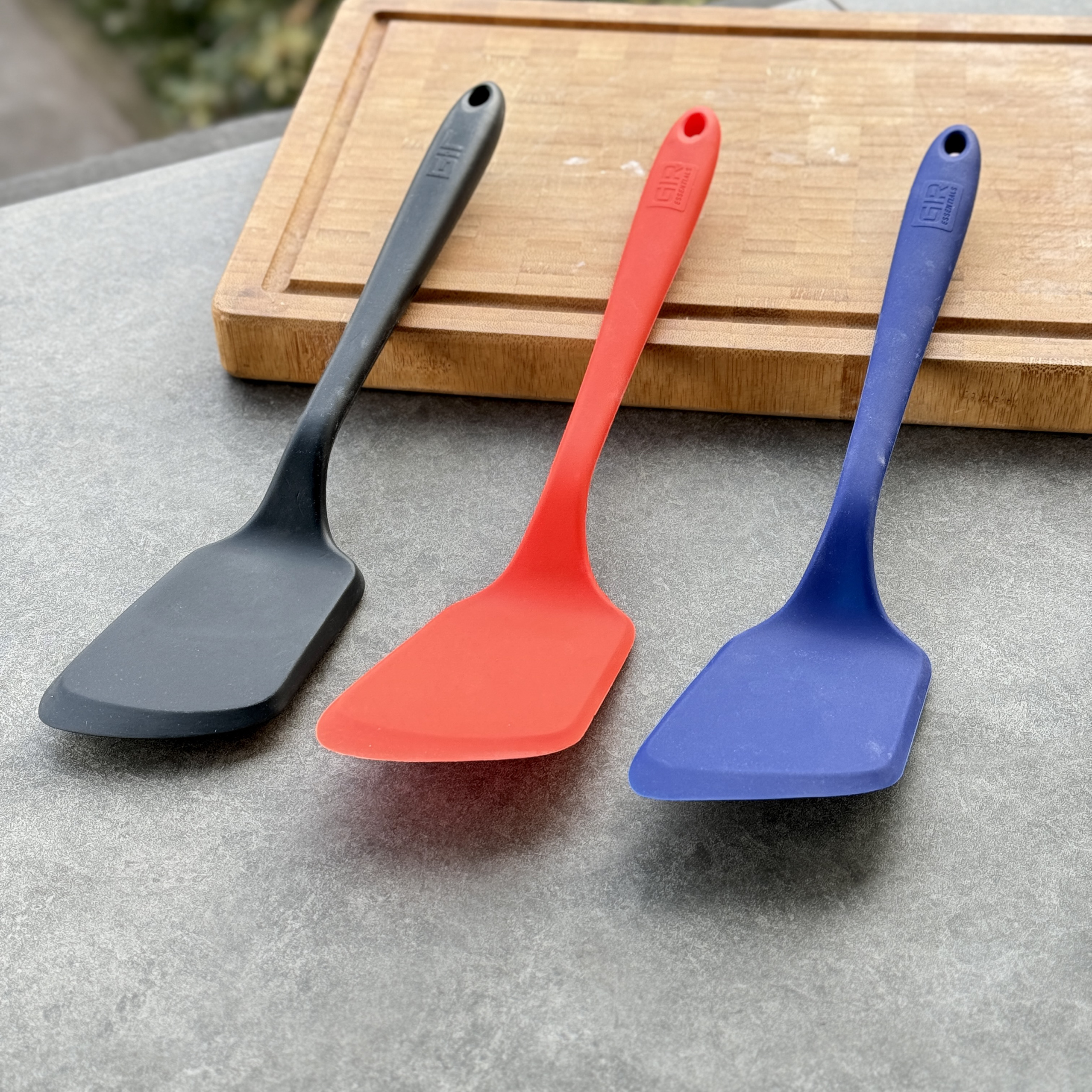 Slightly Imperfect, One-Piece Silicone[Type C Inclined Shovel]Colors Are Random and Include, but Are Not Limited To: