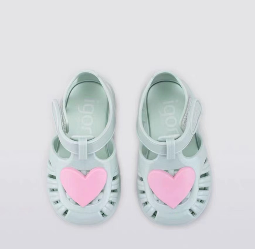 Mint Green Heart