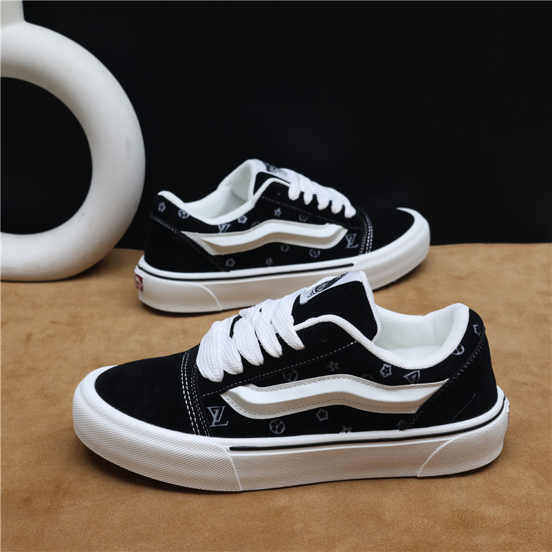 Black and White + Hidden Heel