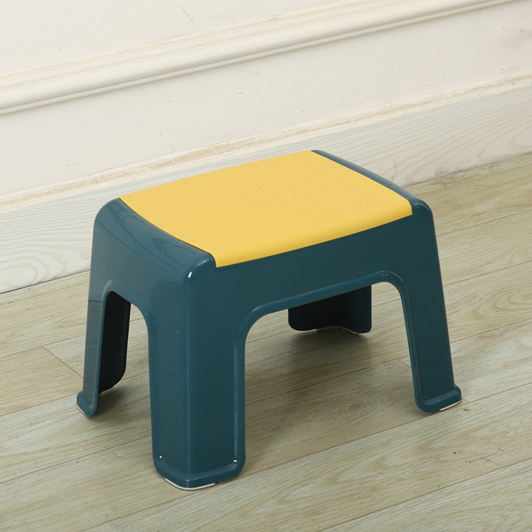 Two-Color Stamped Medium Size Dark Green (Height 21cm