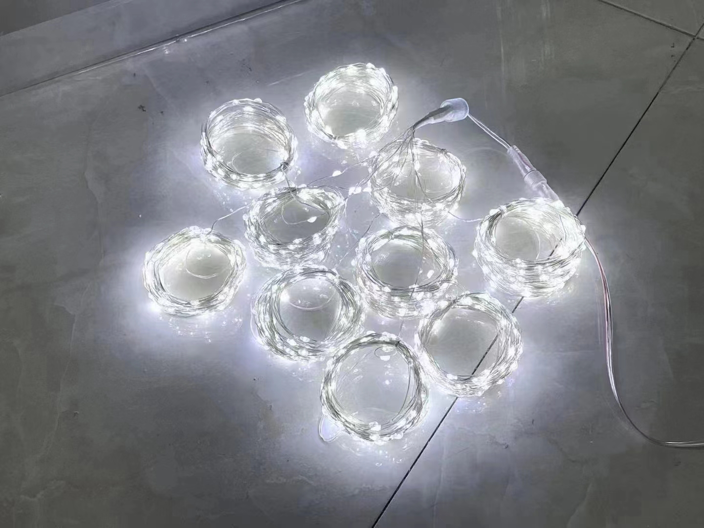 White Light Copper Wire Lamp One to Ten