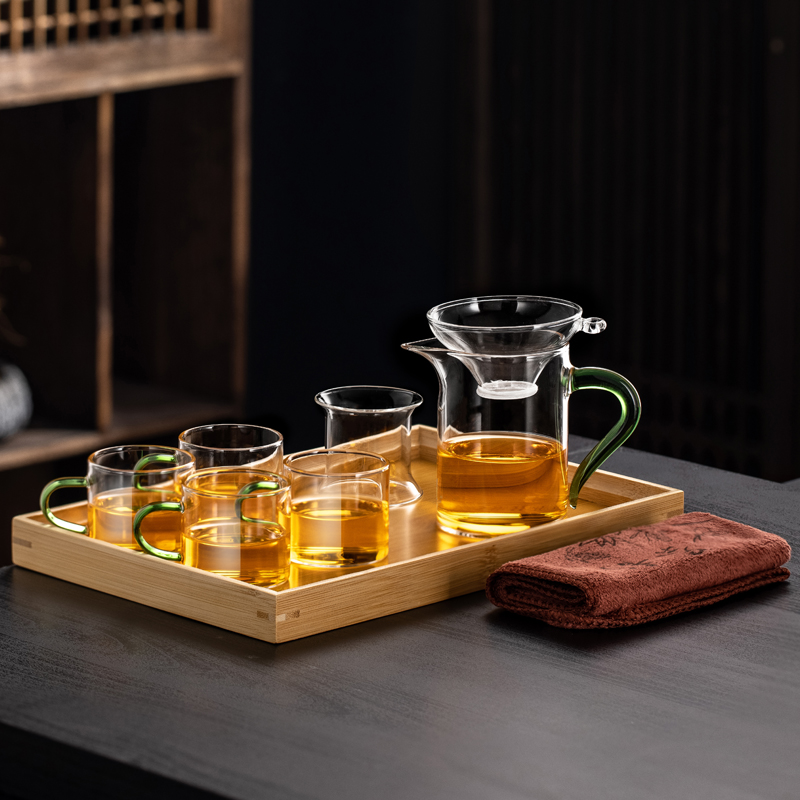 Green Handle Fair Cup + Tea Drain + 4 Cups + Tray + Tea Towel