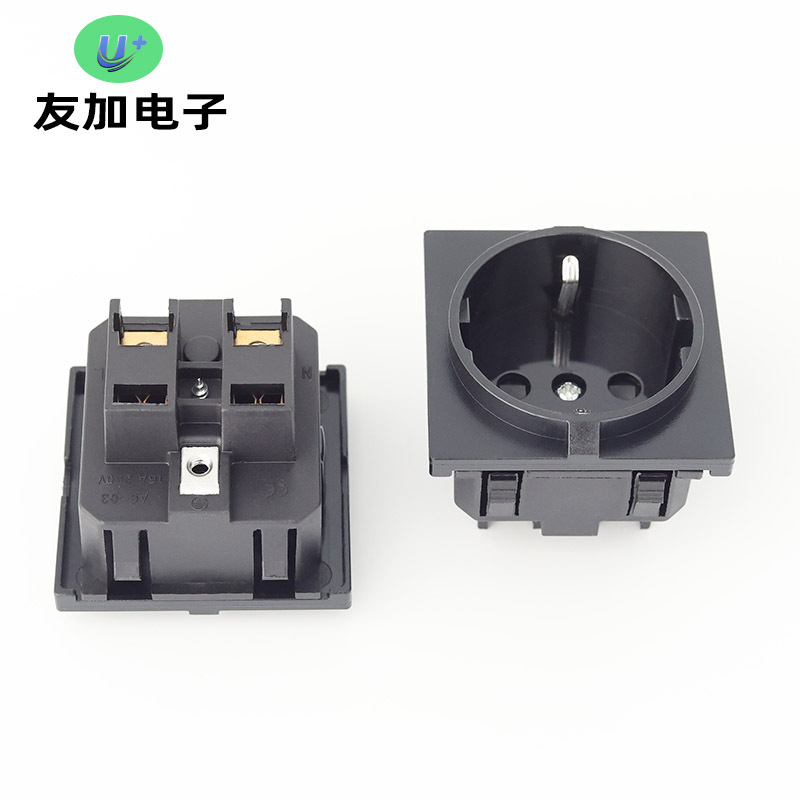 Yujia
