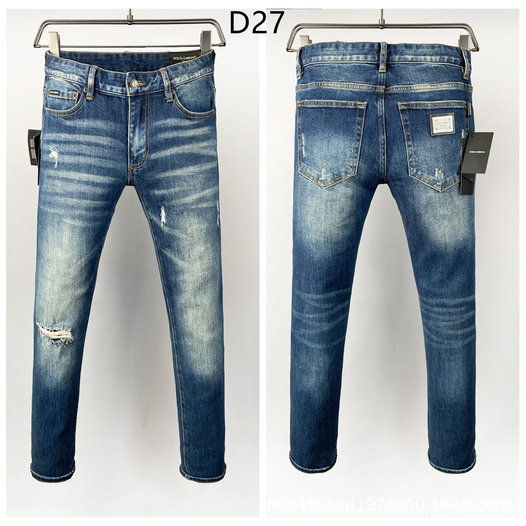 D27