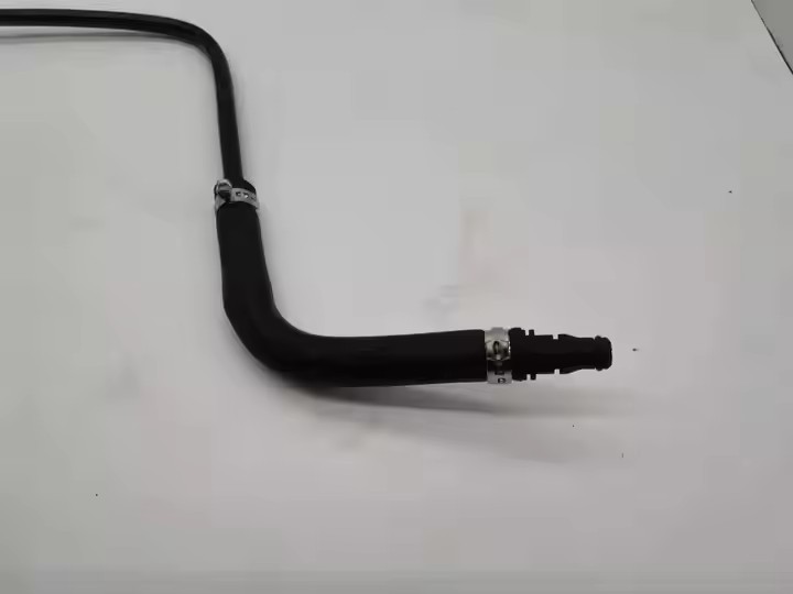 2045010125 Vent Pipe Return Hose for Mercedes-Benz C-Class W204 Auxiliary Kettle Hose 200K 180K