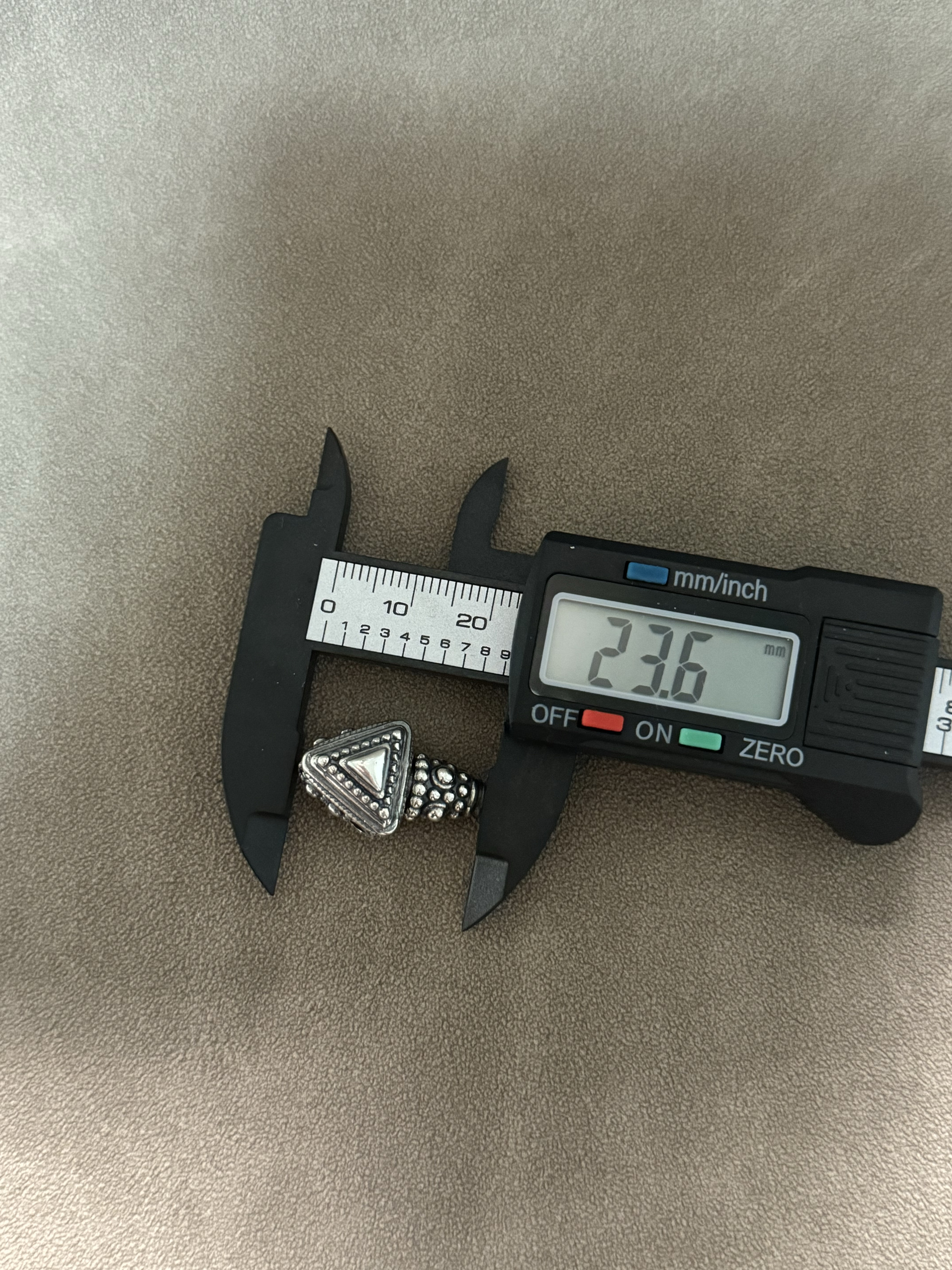 평화 부적 삼각형 분할 티 사이즈 직경 13 플러스는 8에서 11까지의 문자열과 일치할 수 있습니다 S  베스트 셀러