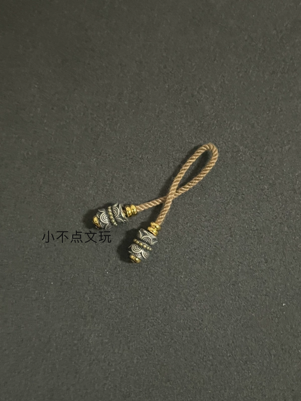 925 은 쌍두 연꽃 제자 구슬의 크기는 그림 6과 같습니다. 두 가지 색상의 6 8개의 끈 장난감 액세서리와 조화를 이룰 수 있습니다